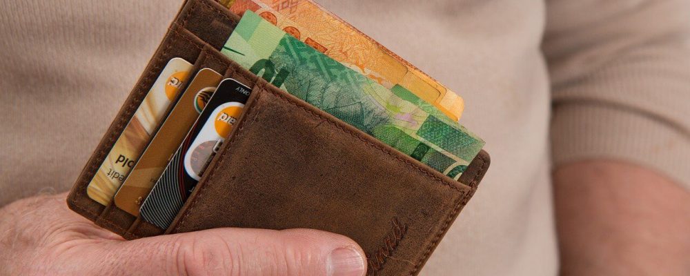 Pozytywna historia kredytowa - portfel, karty